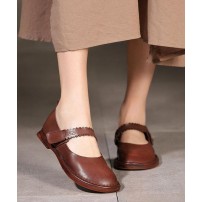 Chocolate Flat Shoes Genuine Leather Fine Embossed Flat Feet Shoes